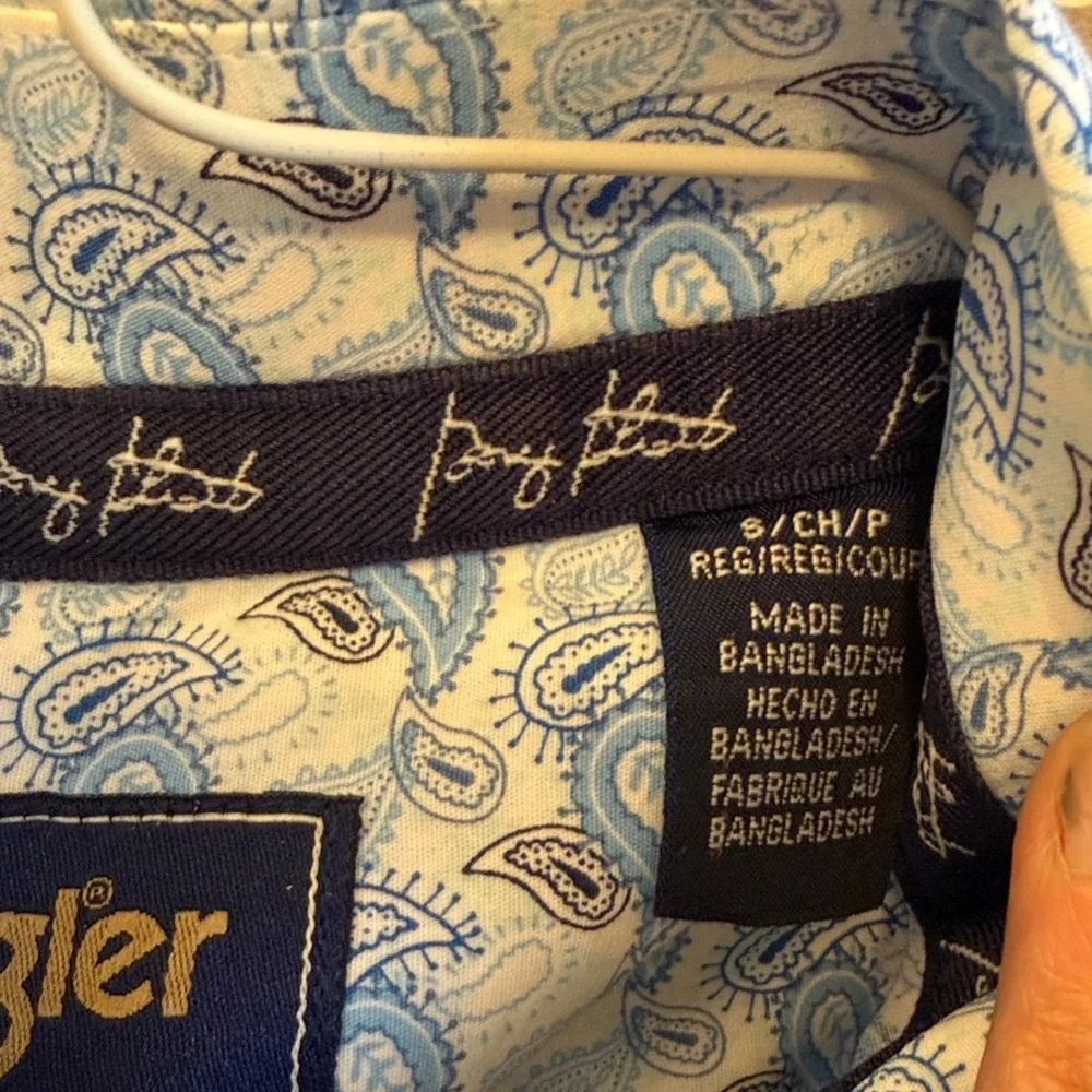 Wrangler Small George Strait Blue Paisley Casual Shirt